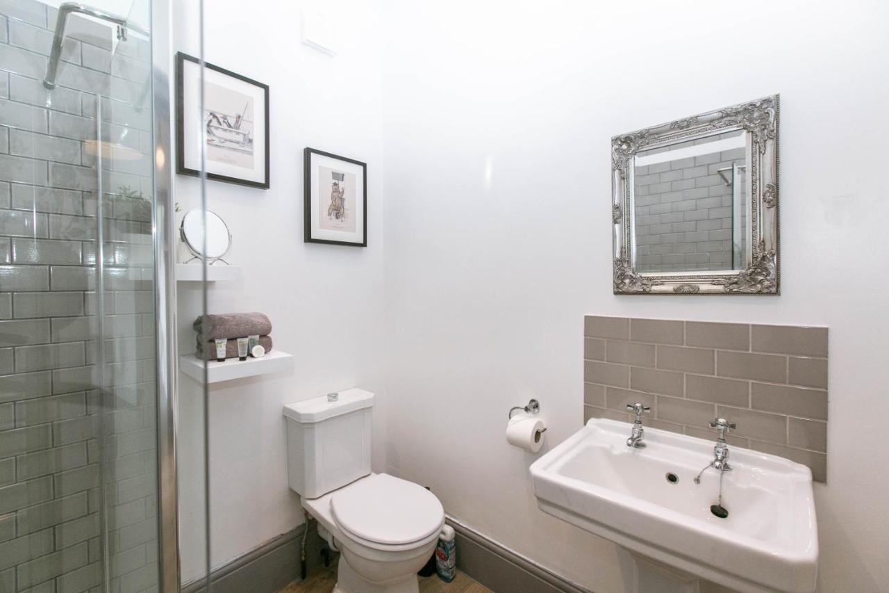 Spacious Apartment, Free Parking, Central Location Near To Uni, Hospital, Town Эксетер Экстерьер фото